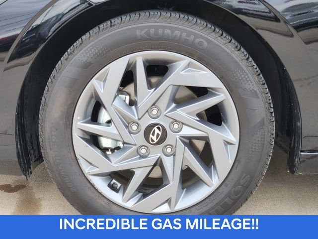 Certified 2025 Hyundai Elantra Blue image 7