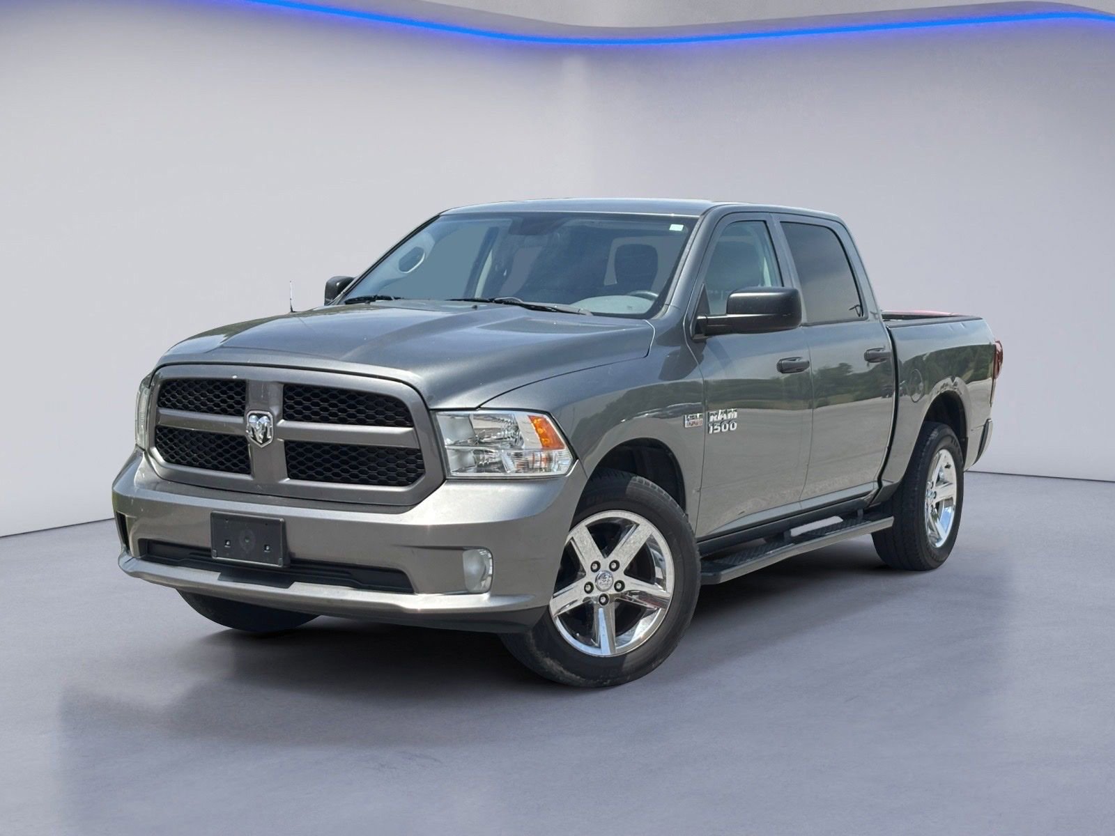 Used 2013 RAM 1500 Express AWD/4WD image 2
