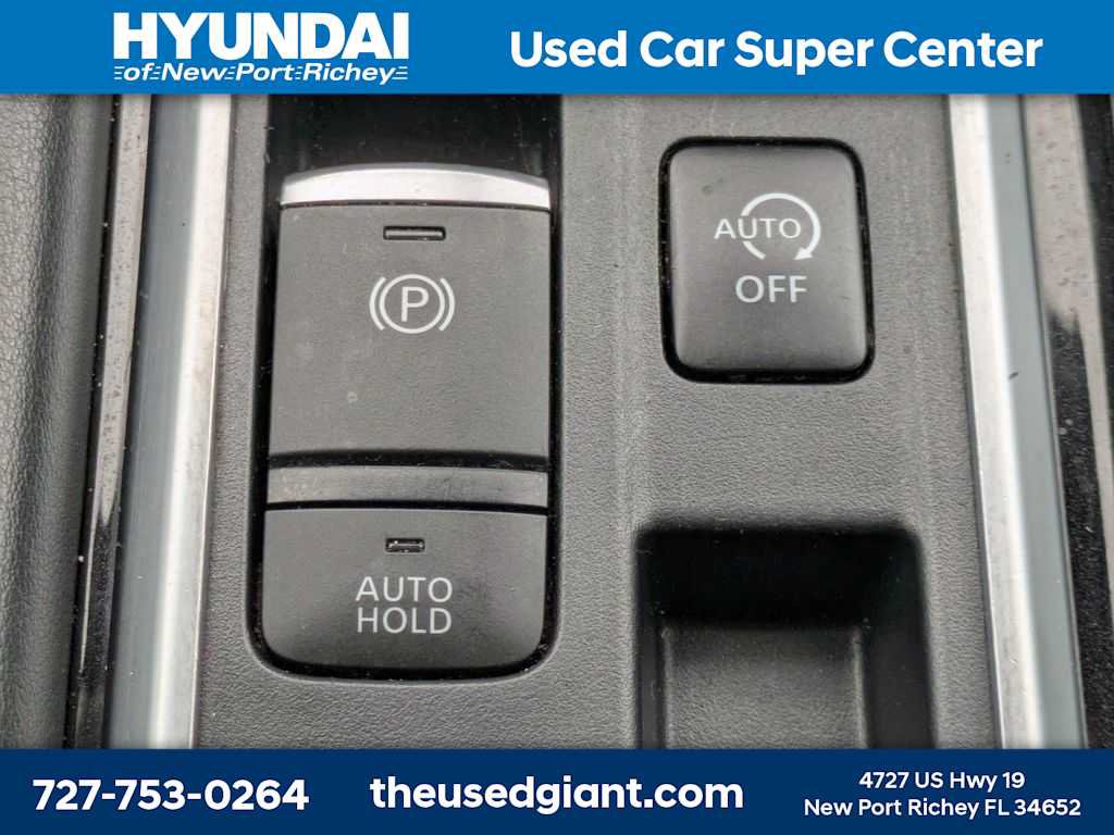 Used 2024 Nissan Pathfinder SV w/ Lighting Package (N92) FWD image 29