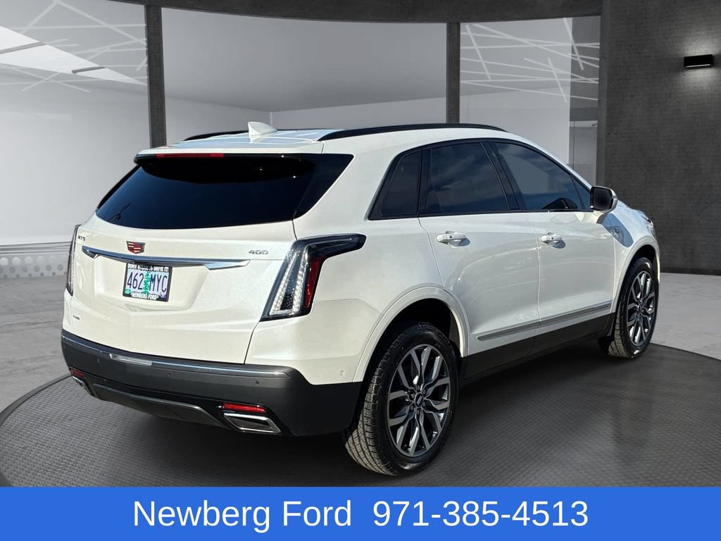 Used 2024 Cadillac XT5 Sportv w/ Platinum Package AWD/4WD image 5
