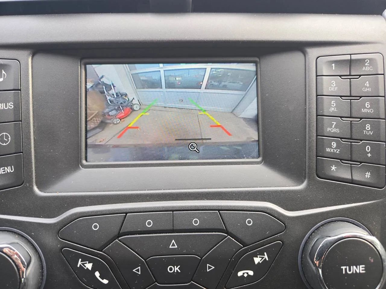 Used 2016 Ford Fusion SE image 7