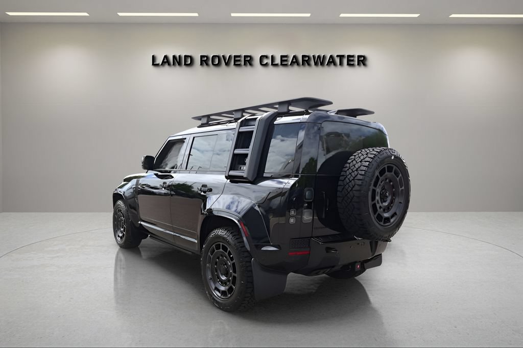 New 2026 Land Rover Defender 110 OCTA AWD/4WD image 3