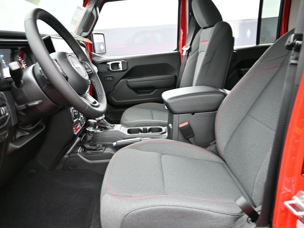 New 2025 Jeep Wrangler Unlimited Rubicon w/ Safety Group image 11