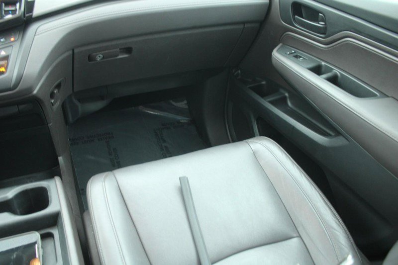 Used 2018 Honda Odyssey EX-L image 17
