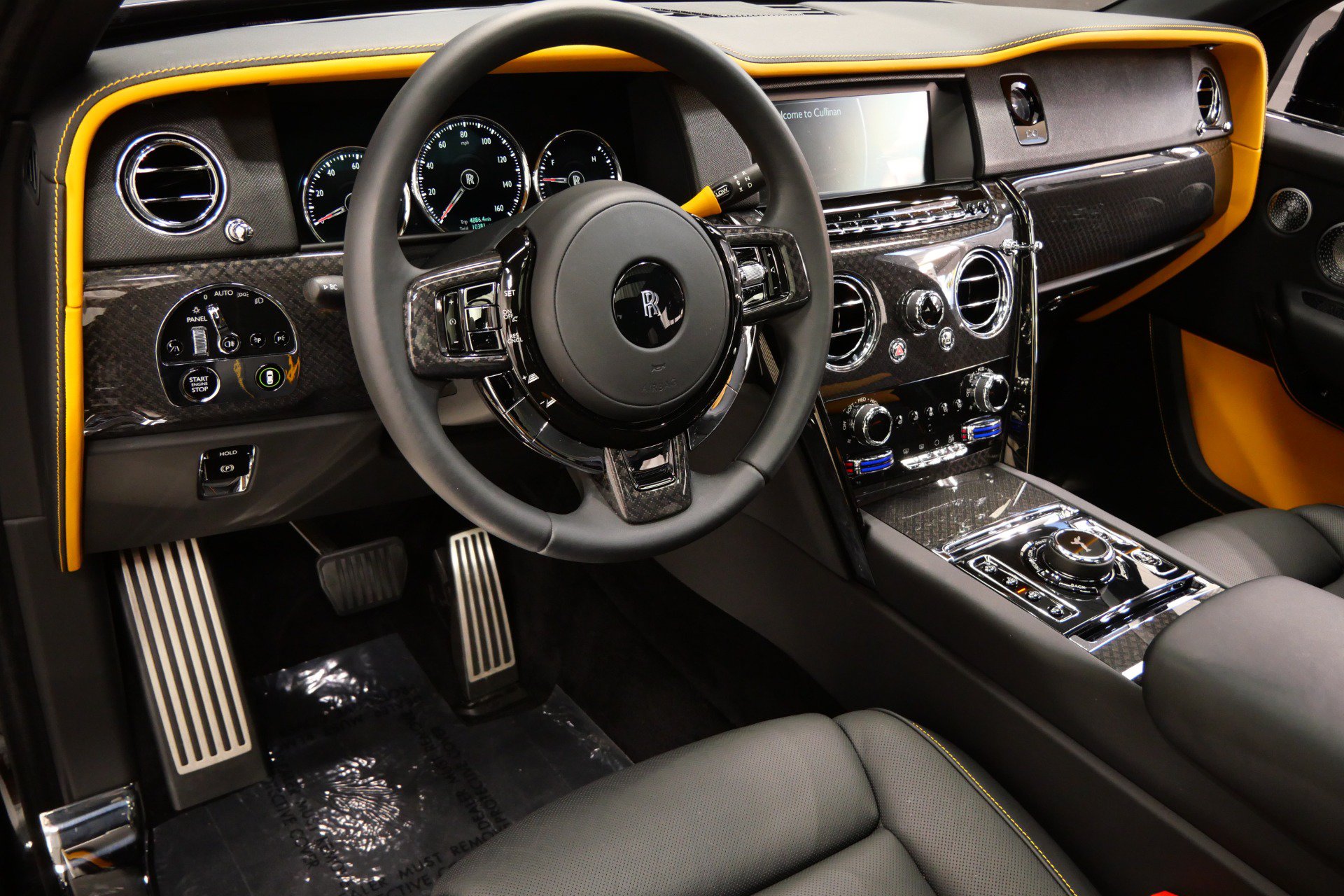 Used 2023 Rolls-Royce Cullinan Black Badge w/ Driver's Package AWD/4WD image 11