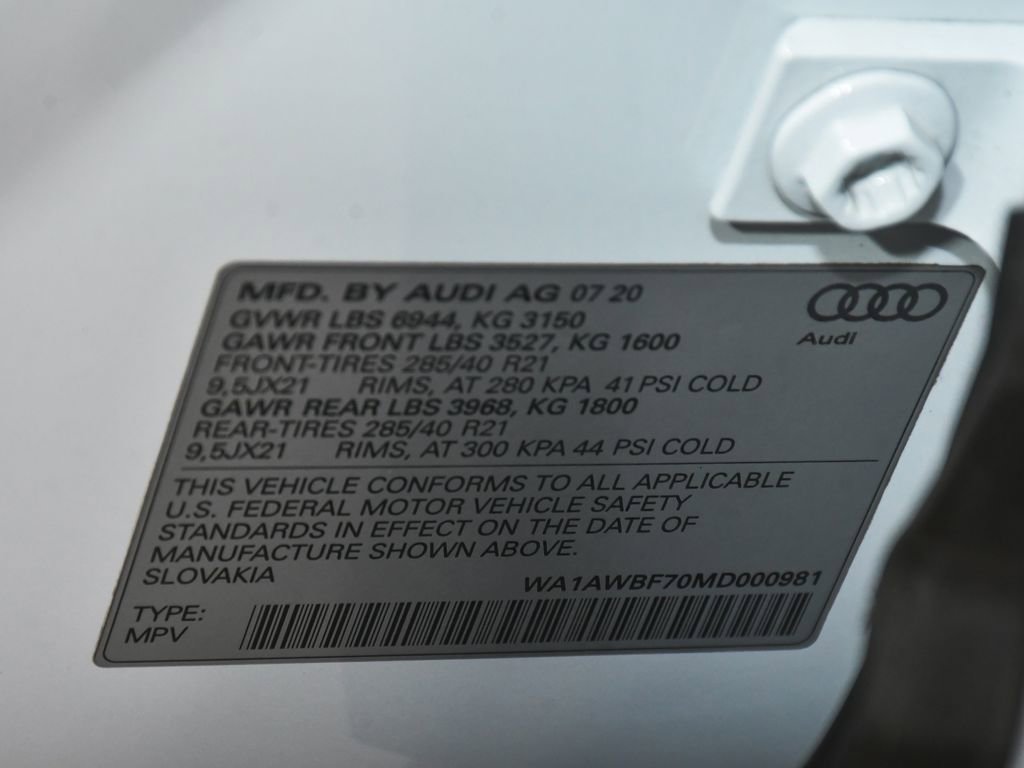 Used 2021 Audi SQ7 Premium Plus w/ Executive Package image 23