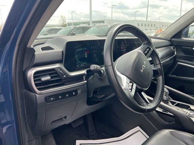 Certified 2025 Kia Telluride S AWD/4WD image 10