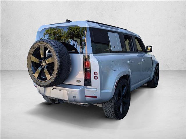 Used 2022 Land Rover Defender 110 XS Edition image 5