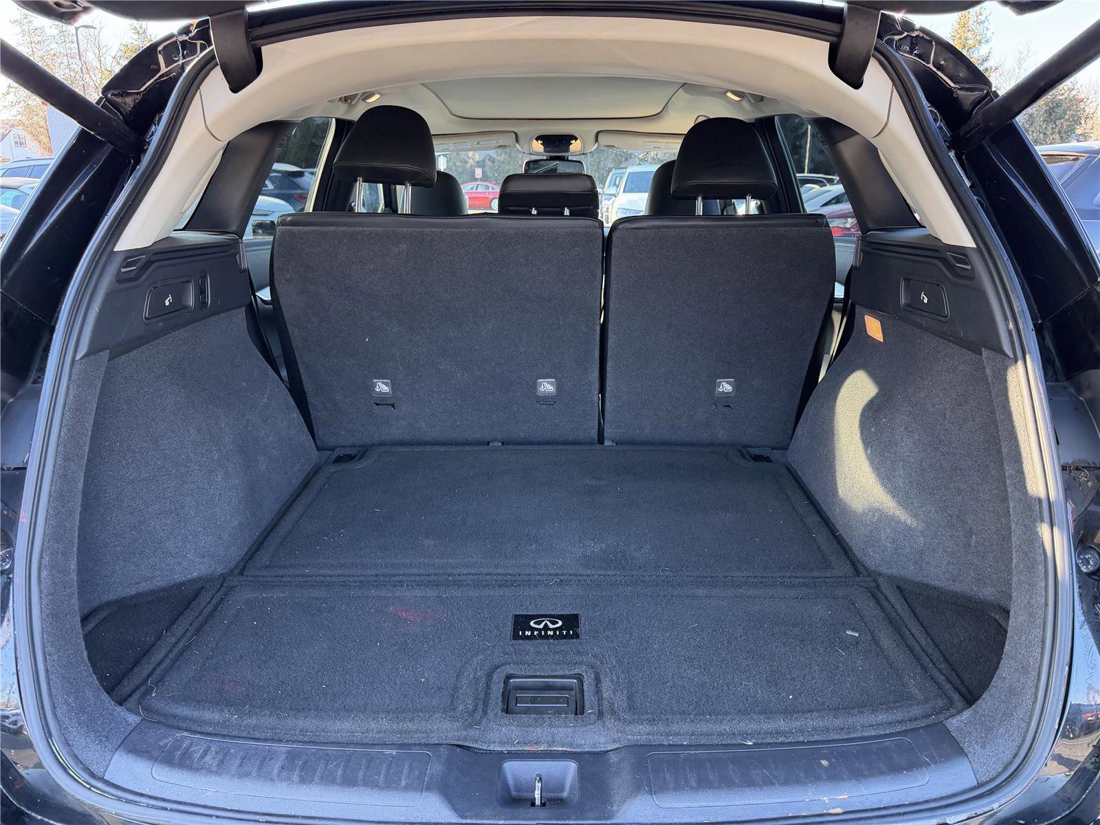 Used 2019 INFINITI QX50 Essential w/ Premium Audio Package image 27