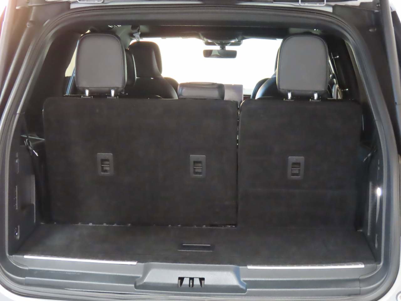 Used 2023 Lincoln Navigator Reserve AWD/4WD image 19