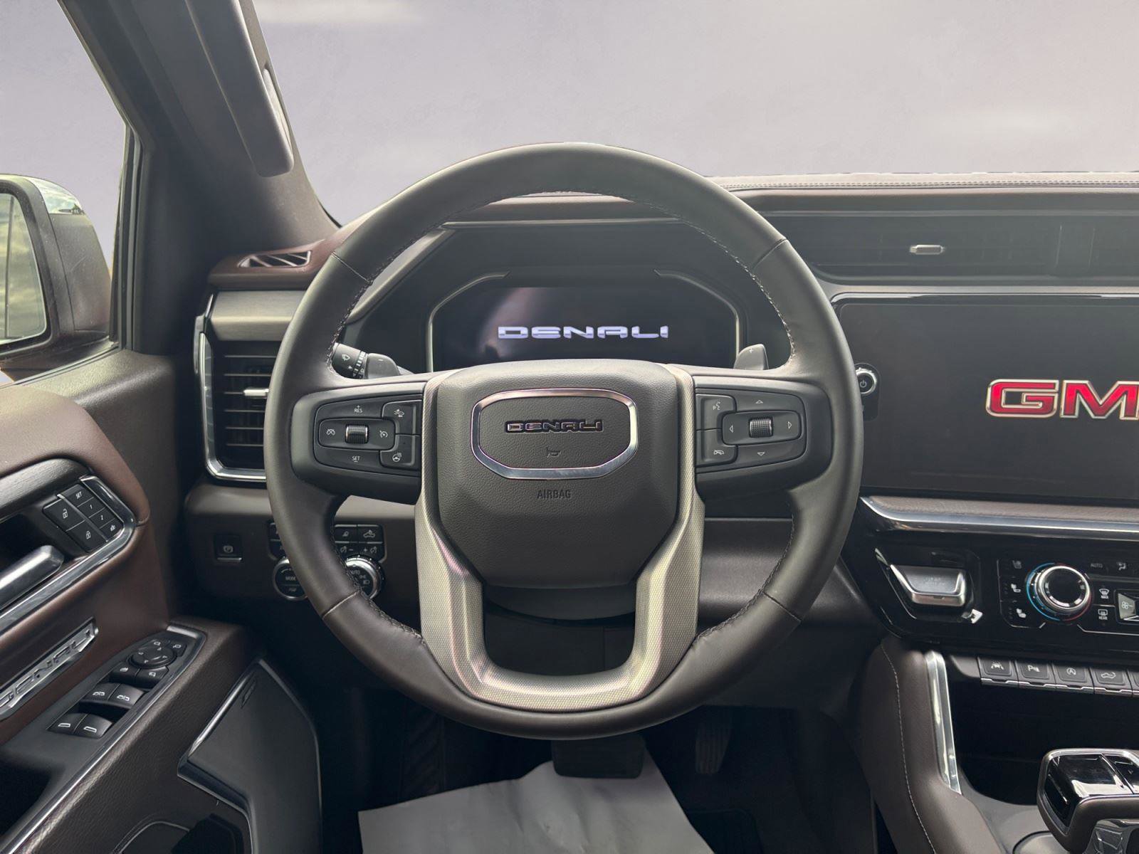 Used 2024 GMC Sierra 1500 Denali w/ Denali Reserve Package image 12