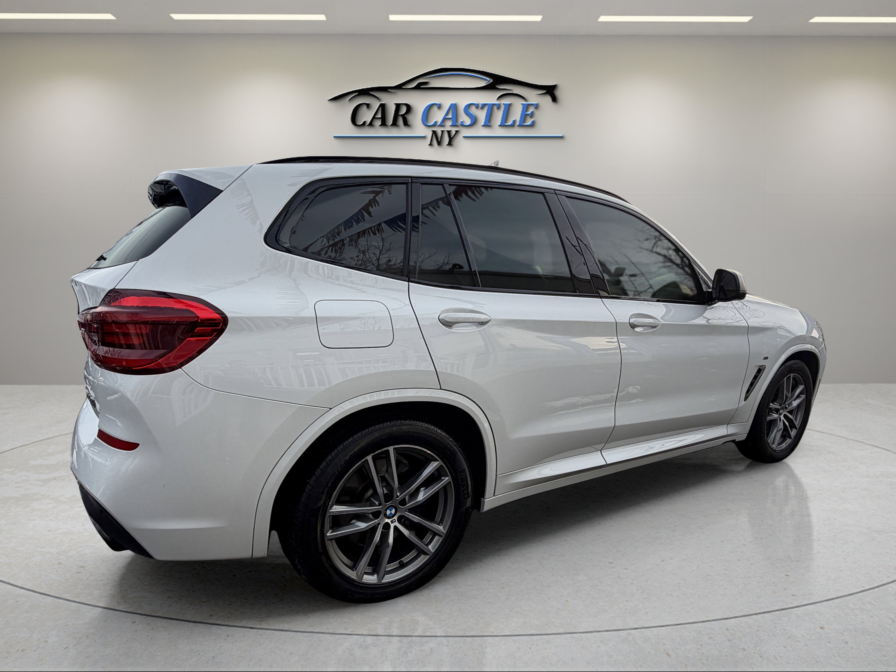 Used 2018 BMW X3 M40i w/ Premium Package image 7