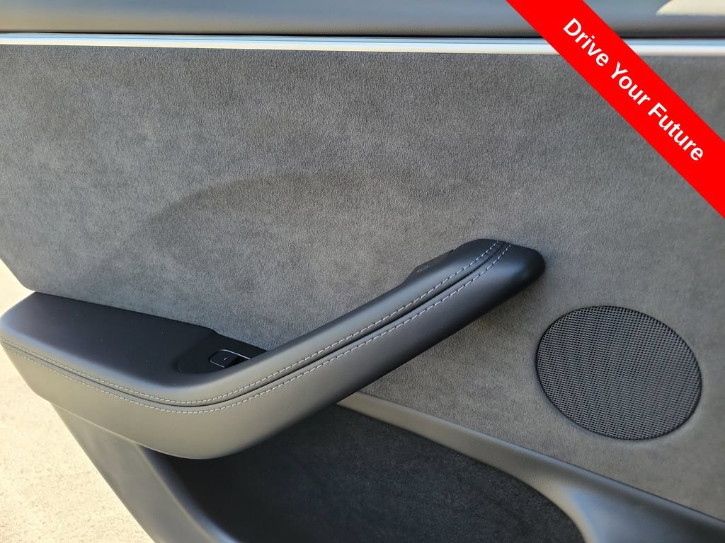 Used 2025 Tesla Model 3 Long Range AWD/4WD image 22