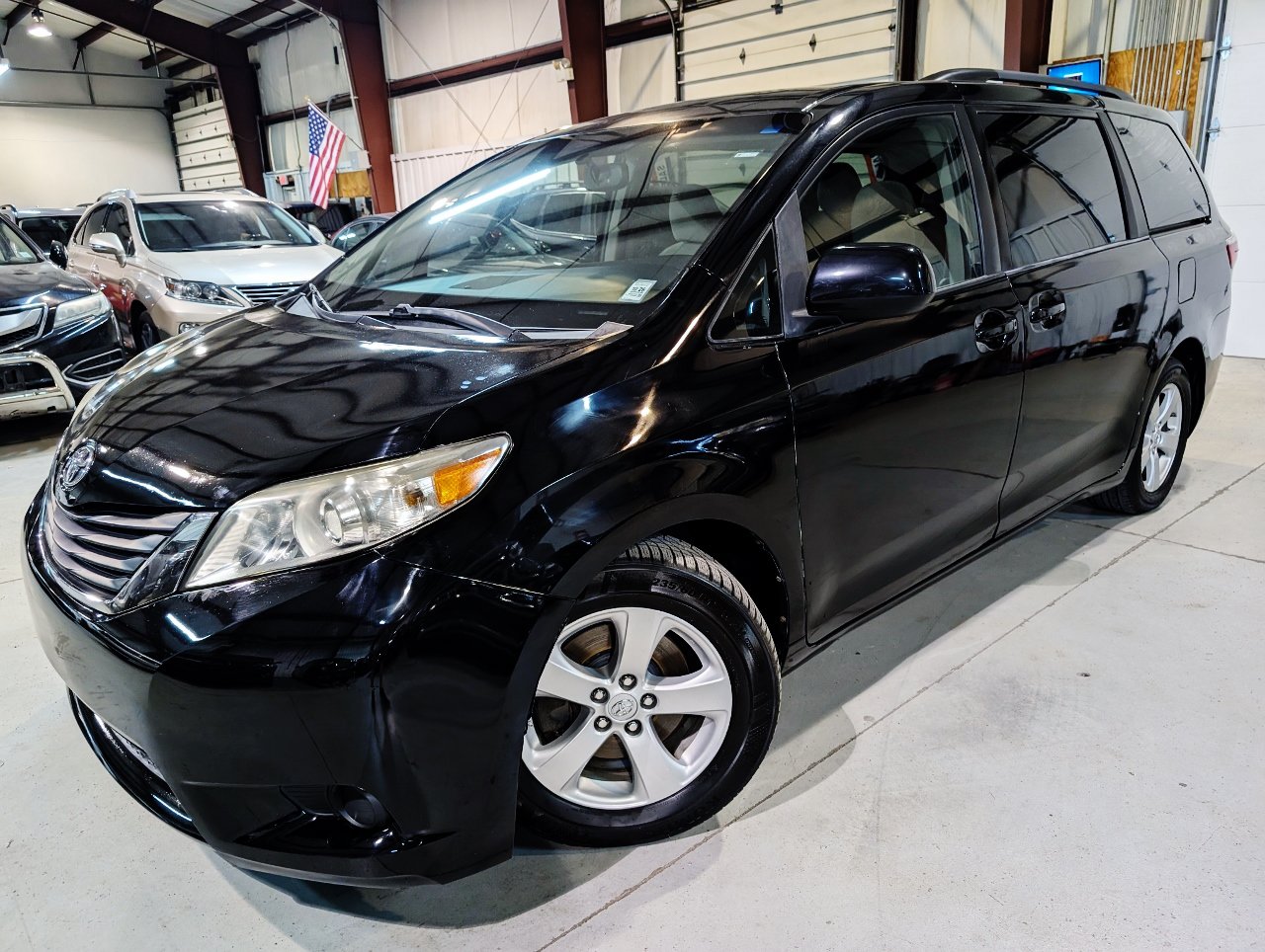 Used 2015 Toyota Sienna LE