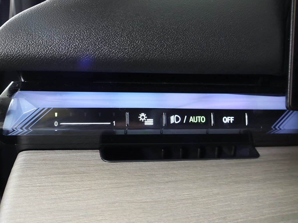 Used 2024 BMW i5 M60 w/ Premium Package image 45