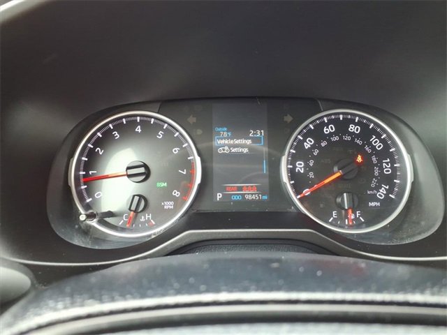 Used 2019 Toyota RAV4 LE image 21