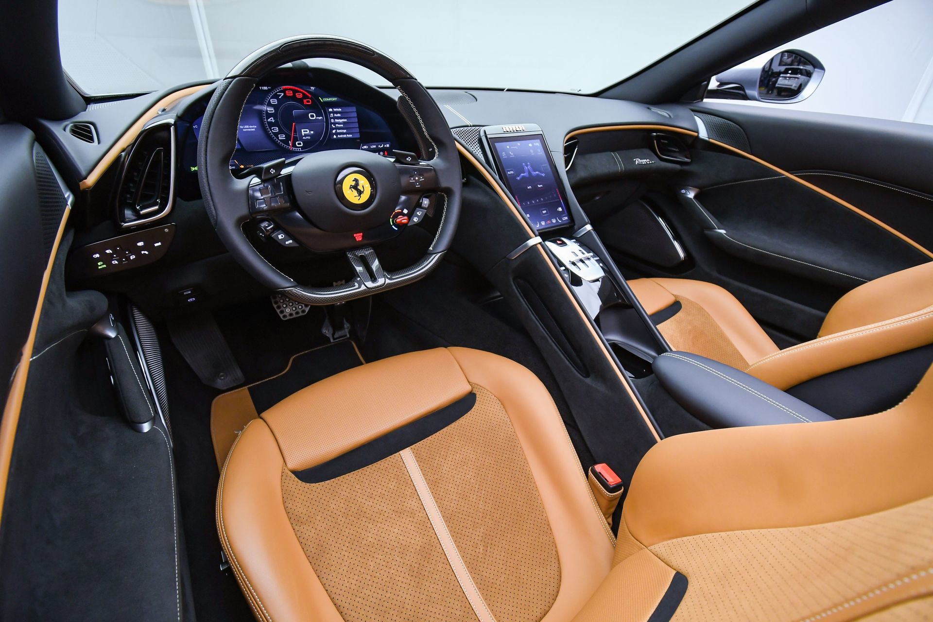 Used 2025 Ferrari Roma Spider image 11