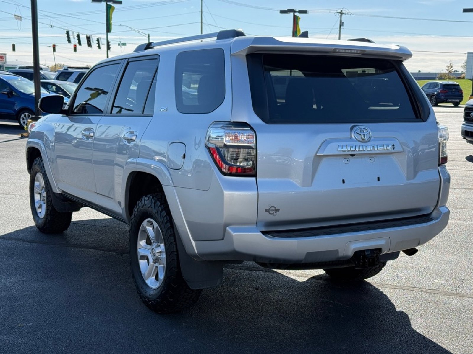 Used 2022 Toyota 4Runner SR5 Premium image 6
