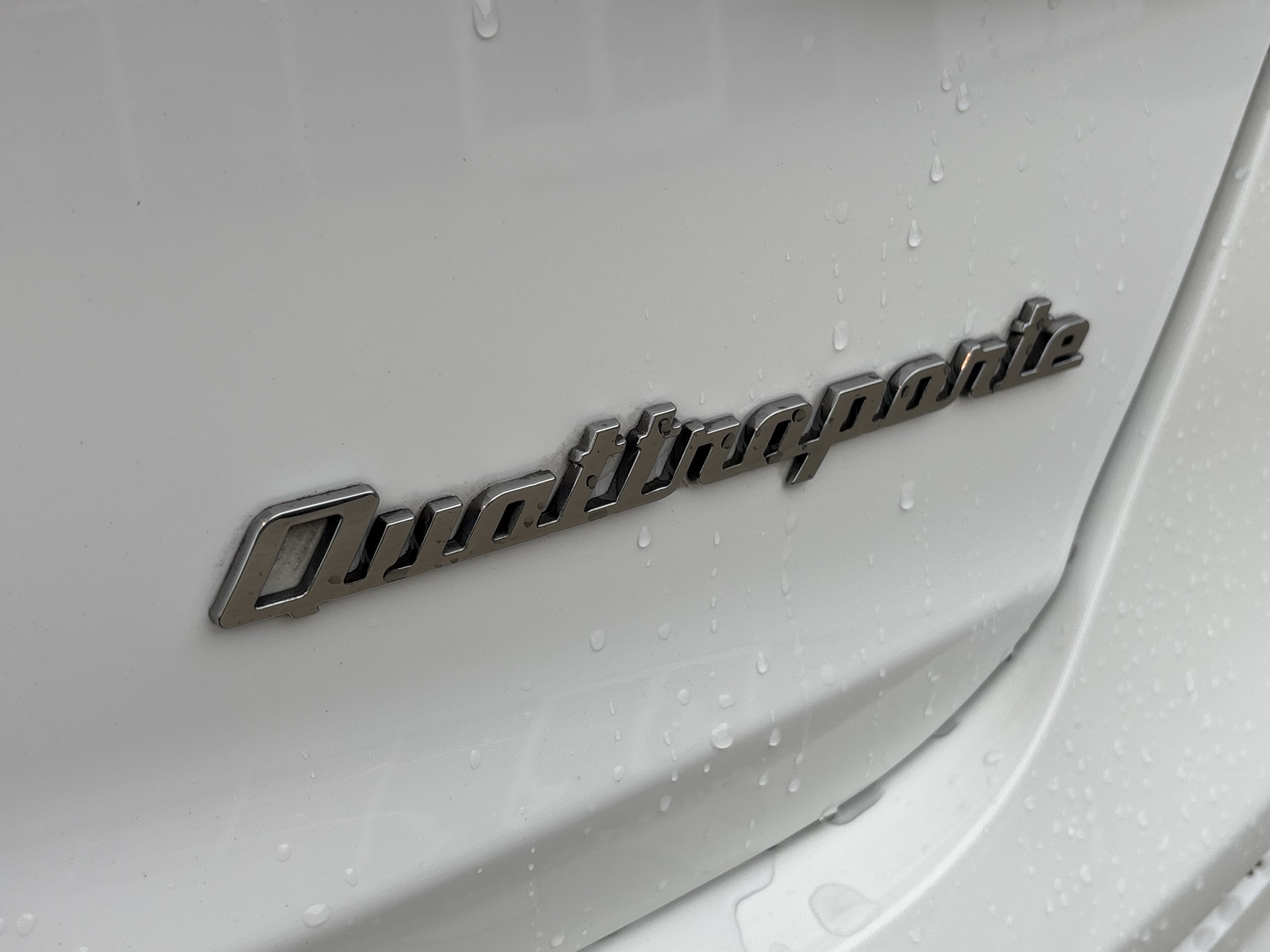 Used 2022 Maserati Quattroporte Modena RWD image 15