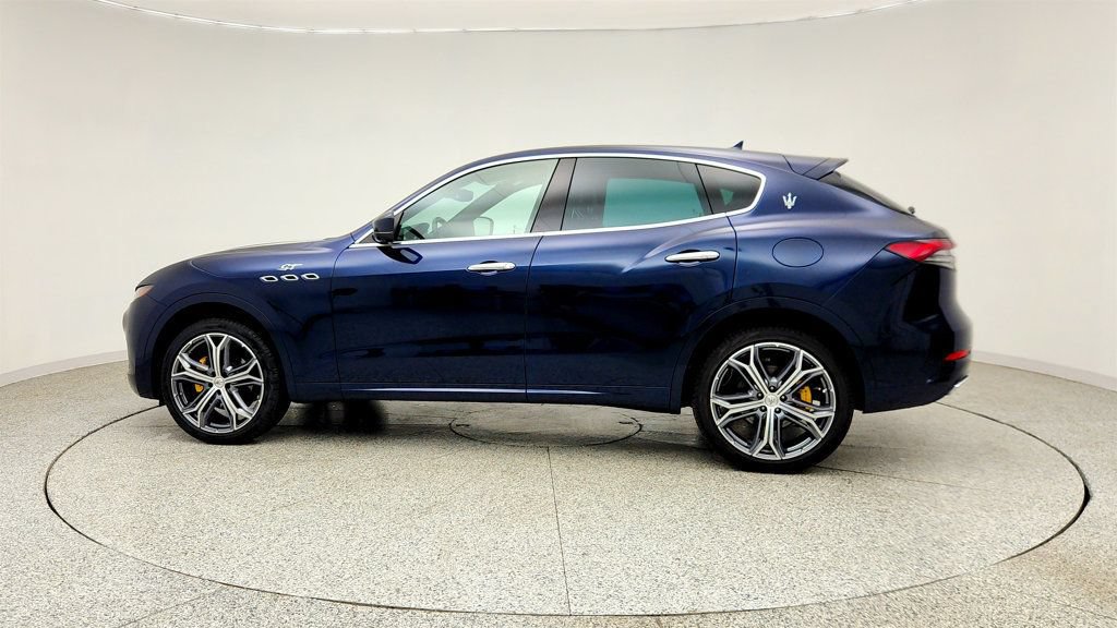 Used 2023 Maserati Levante GT AWD/4WD image 8