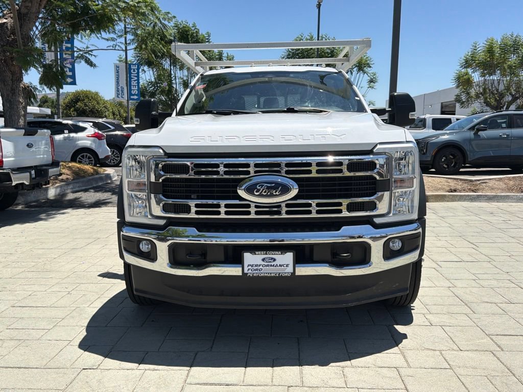Certified 2023 Ford F450 XL w/ XL Chrome Package RWD image 3