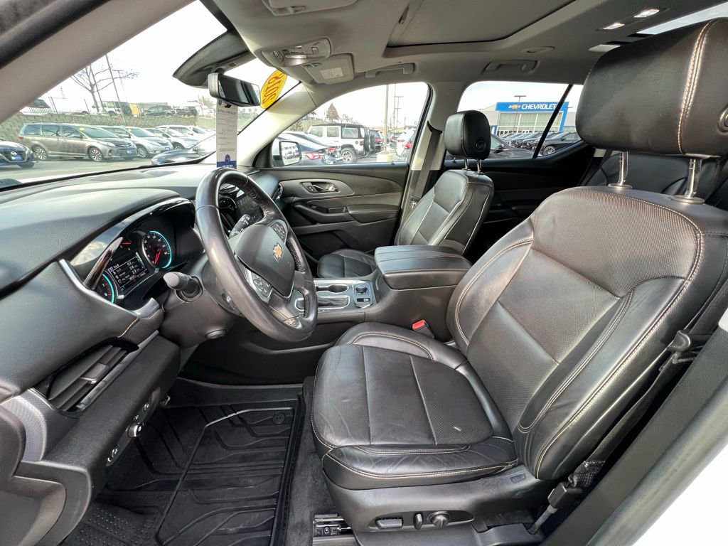 Used 2018 Chevrolet Traverse Premier image 17