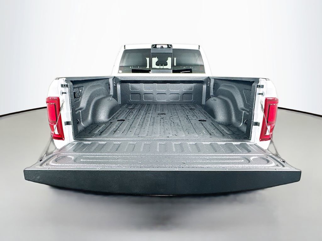 New 2026 RAM 2500 Limited w/ Towing Technology Group image 16