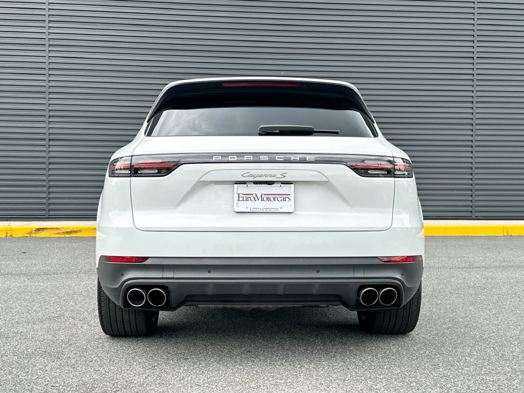 Certified 2023 Porsche Cayenne S w/ Premium Package Plus AWD/4WD image 17