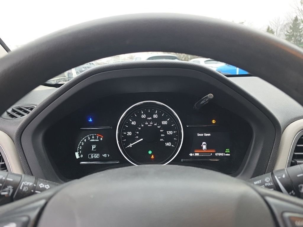 Used 2021 Honda HR-V EX image 14