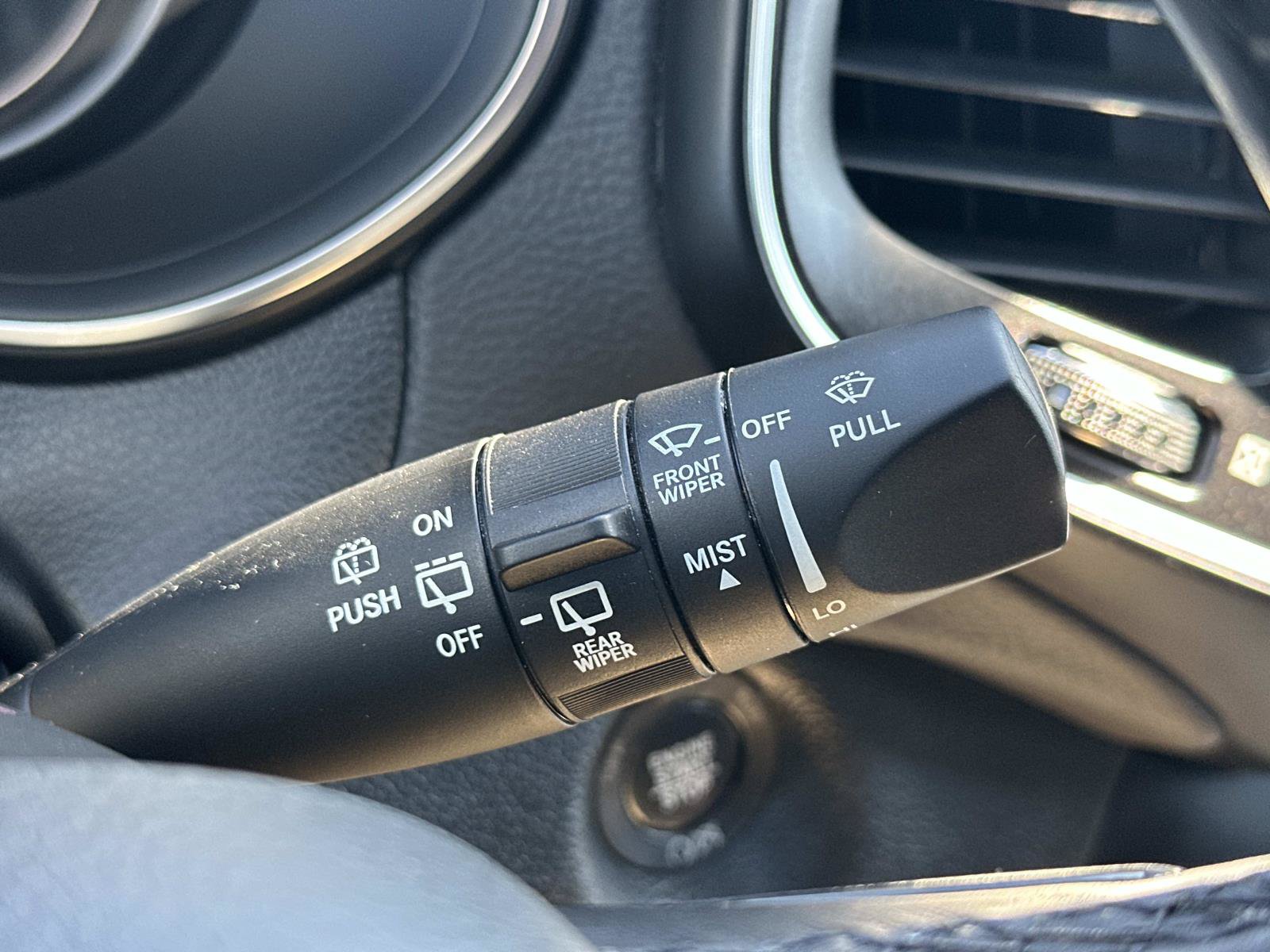 Used 2019 Jeep Cherokee Trailhawk w/ Cold Weather Group AWD/4WD image 23