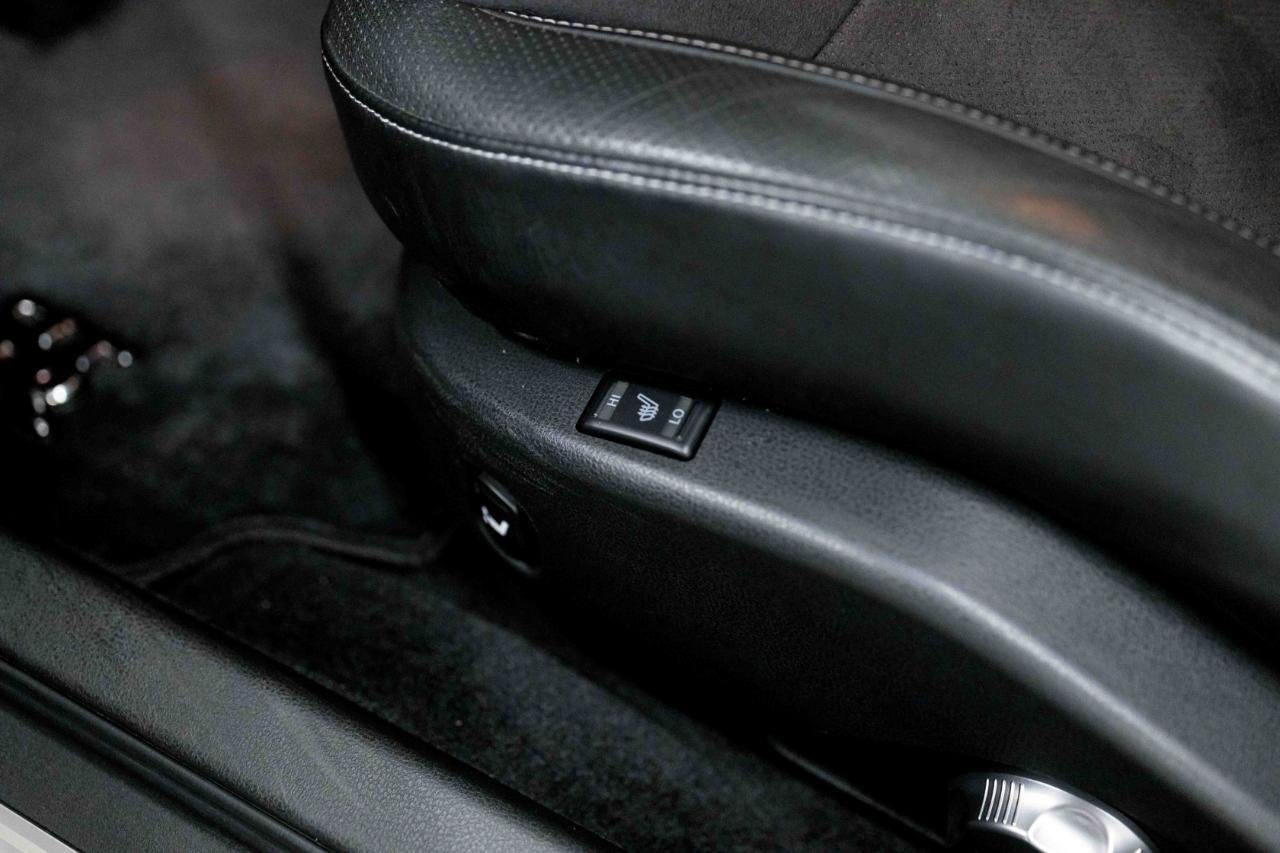 Used 2015 Nissan GT-R Premium AWD/4WD image 38