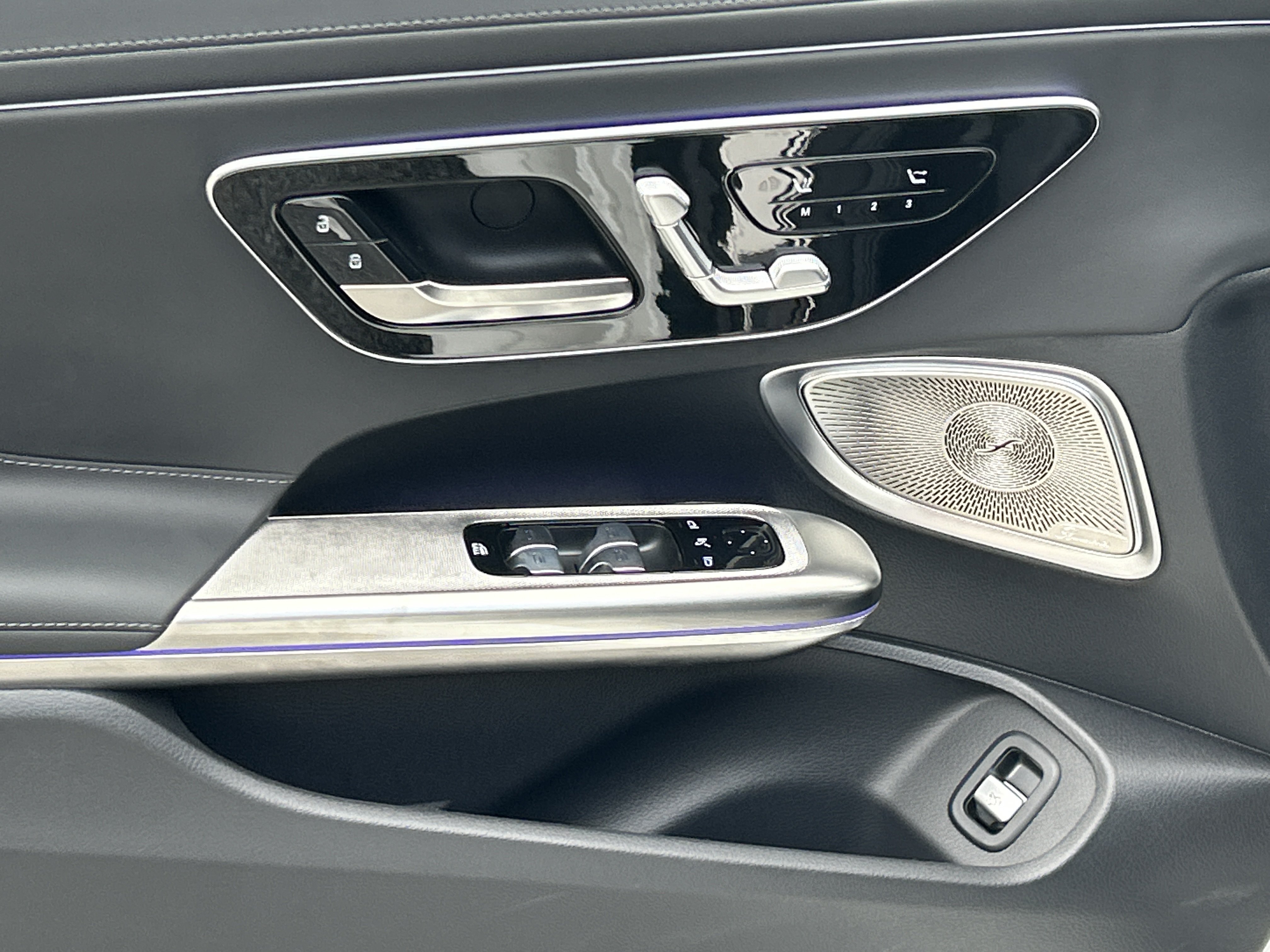 Certified 2026 Mercedes-Benz CLE 53 AMG 4MATIC Cabriolet image 29