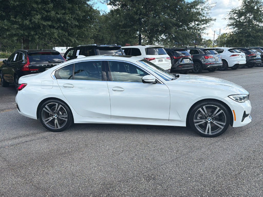 Used 2022 BMW 330i Sedan w/ Premium Package 2 RWD image 8