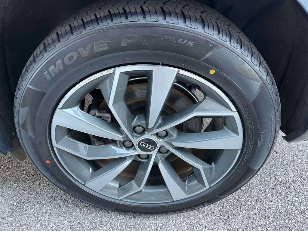Used 2022 Audi Q5 2.0T Premium Plus AWD/4WD image 11