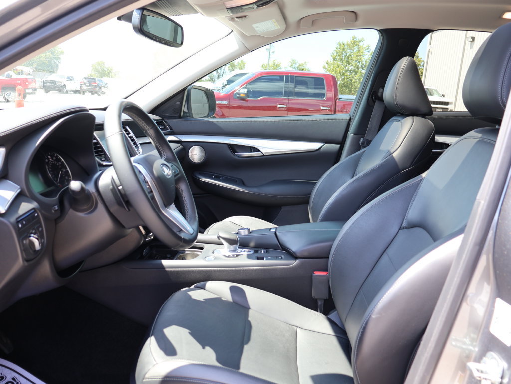 Used 2022 INFINITI QX50 Essential AWD/4WD image 22
