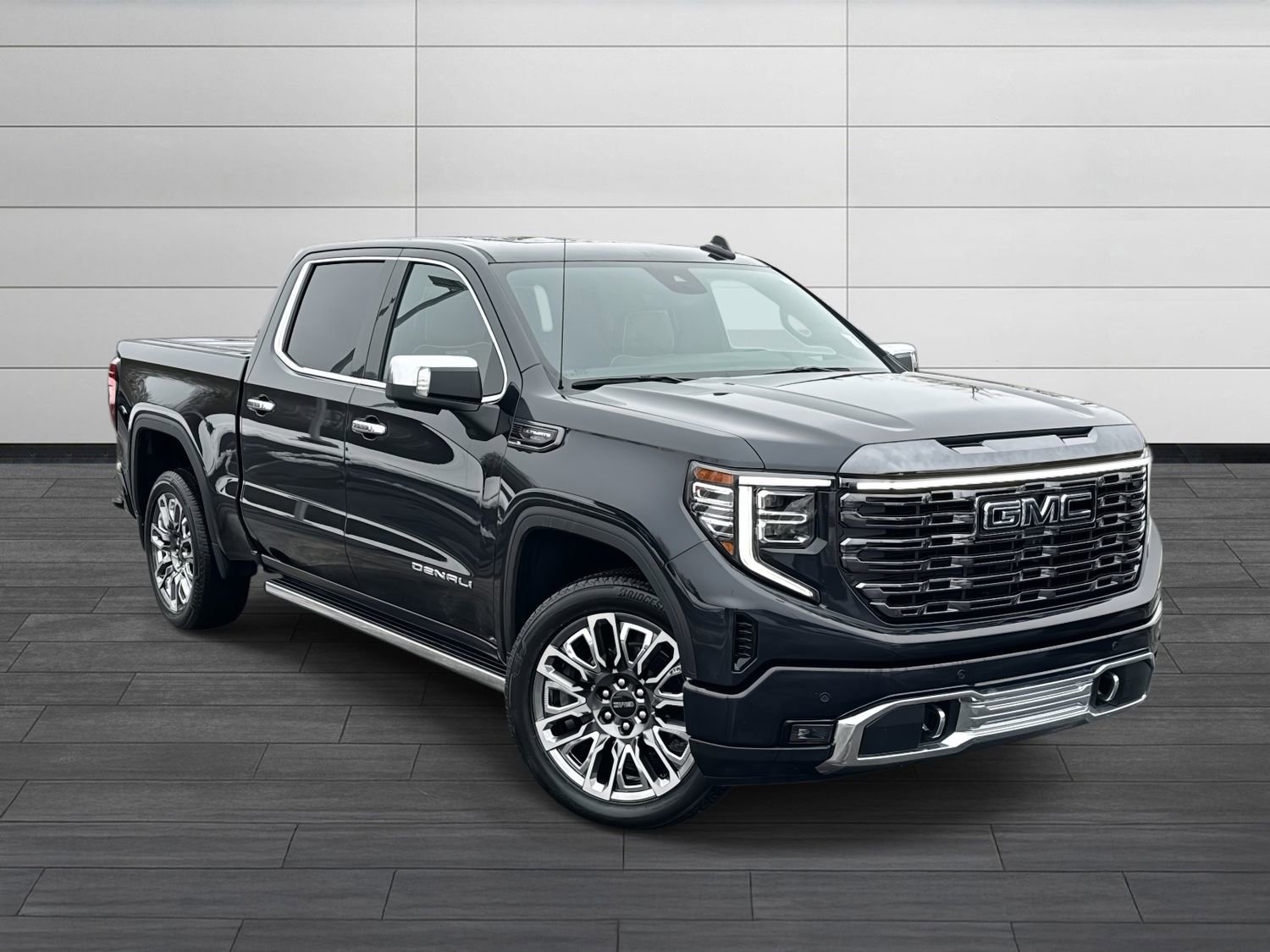 Used 2024 GMC Sierra 1500 Denali Ultimate image 2