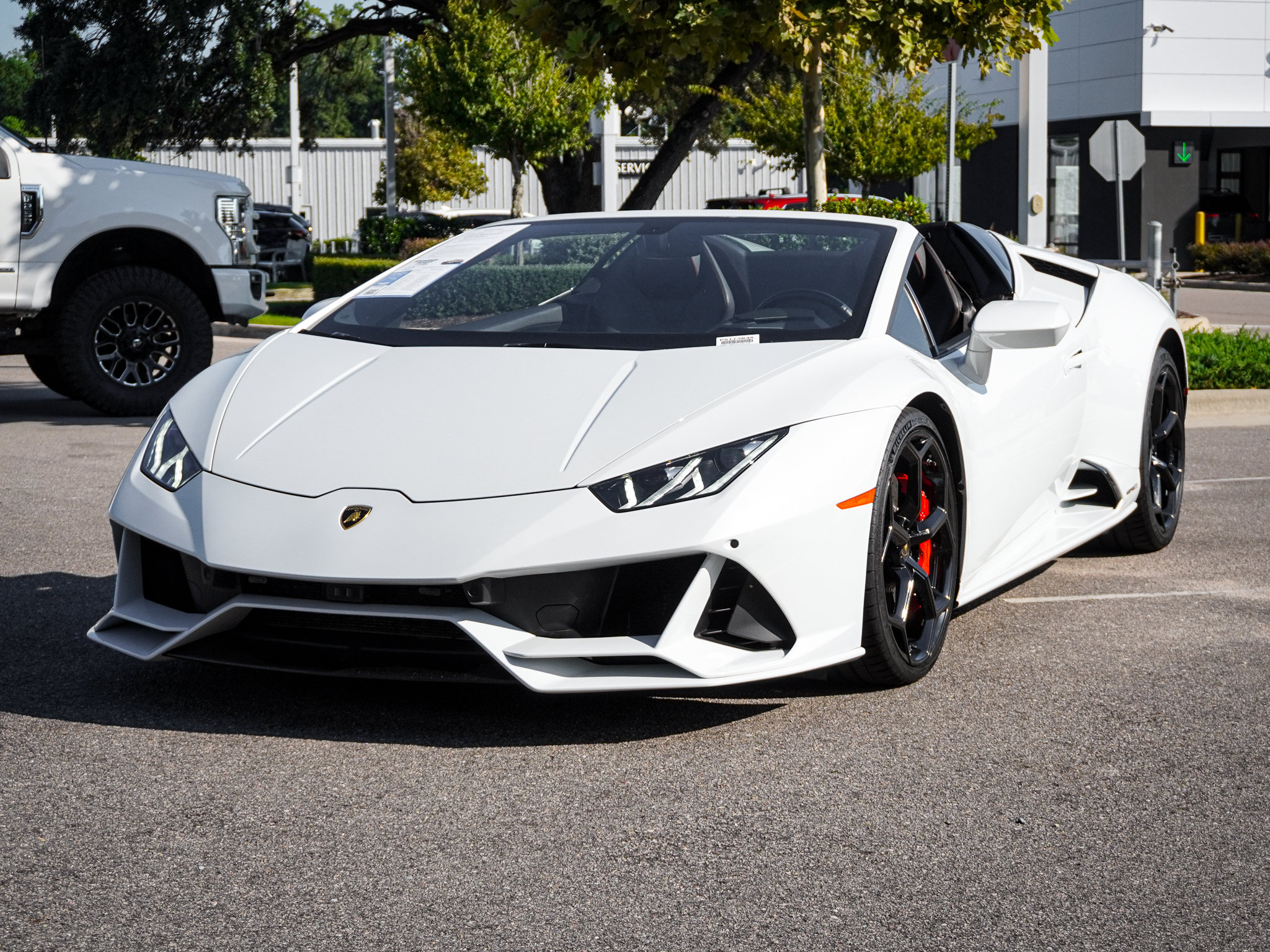 Used 2020 Lamborghini Huracan EVO AWD/4WD image 5