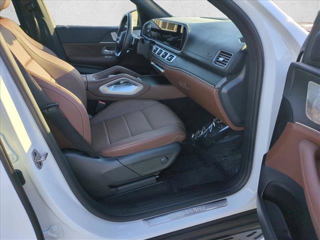 Used 2025 Mercedes-Benz GLS 450 4MATIC image 24