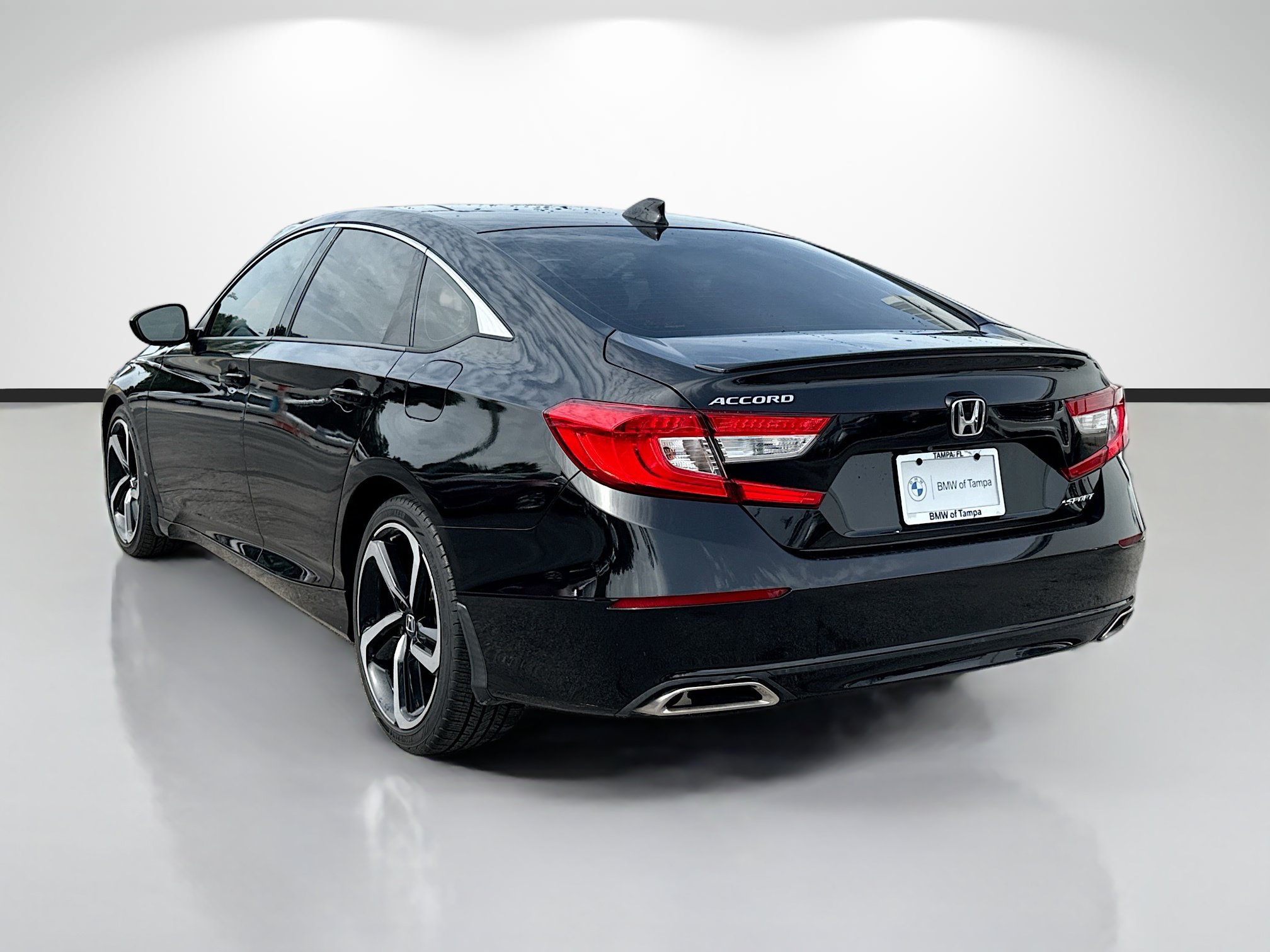 Used 2020 Honda Accord Sport image 5