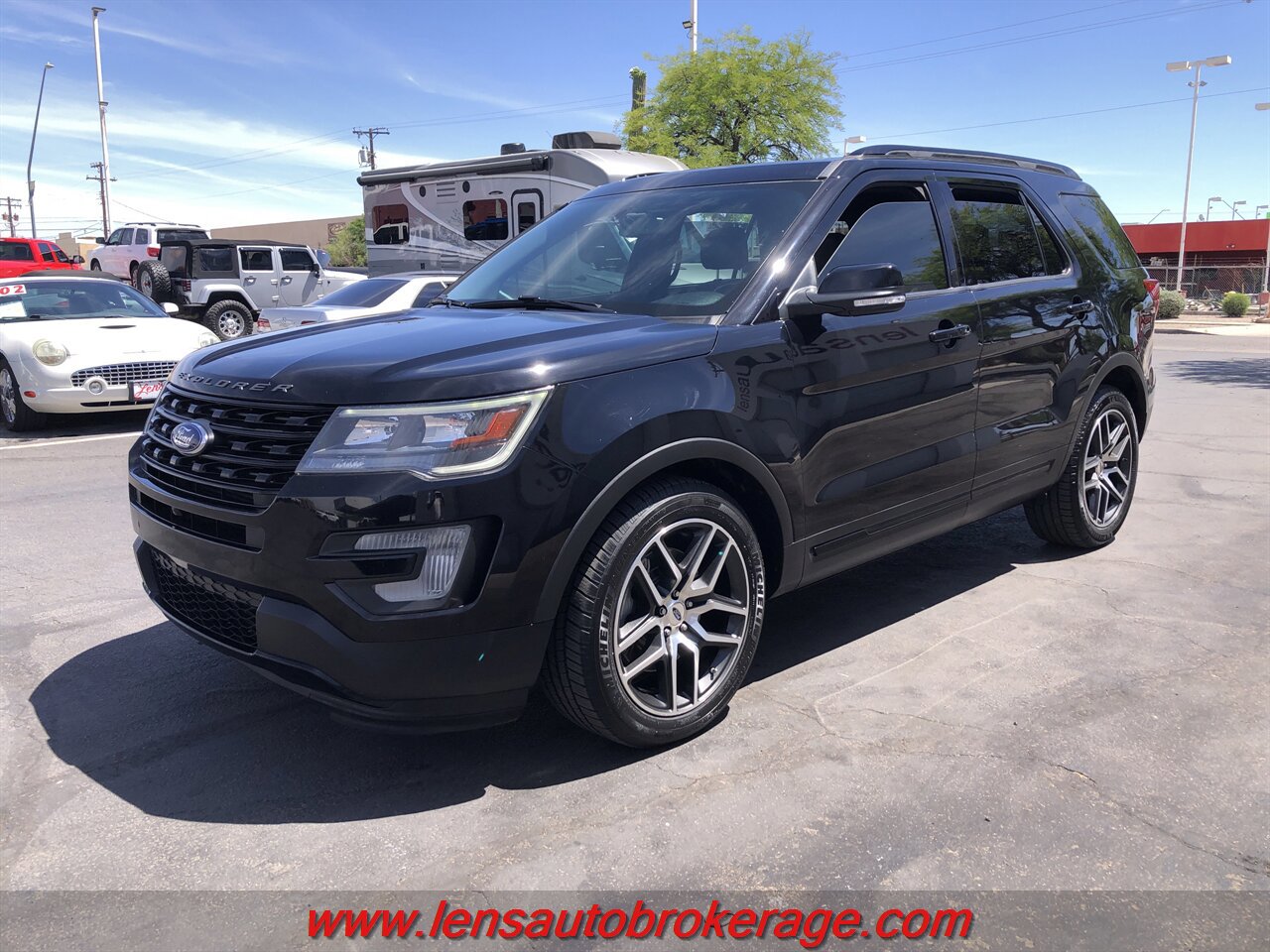 Used 2017 Ford Explorer Sport w/ Equipment Group 401A AWD/4WD image 4
