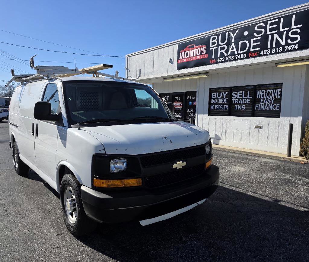 Used 2012 Chevrolet Express 2500 w/ Power Package image 2