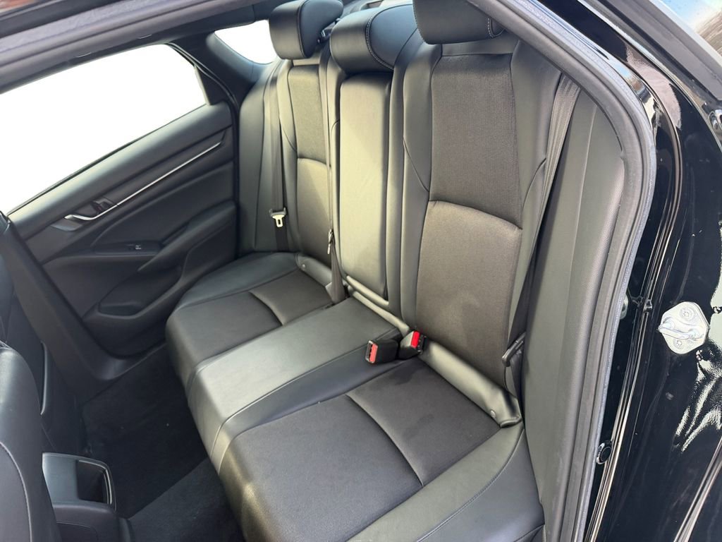 Used 2022 Honda Accord Sport image 13