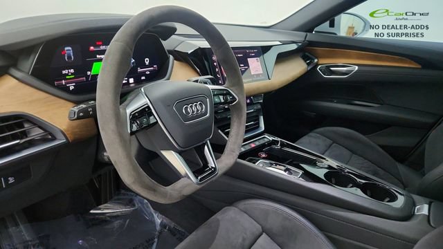 Used 2023 Audi e-tron GT Premium Plus AWD/4WD image 19