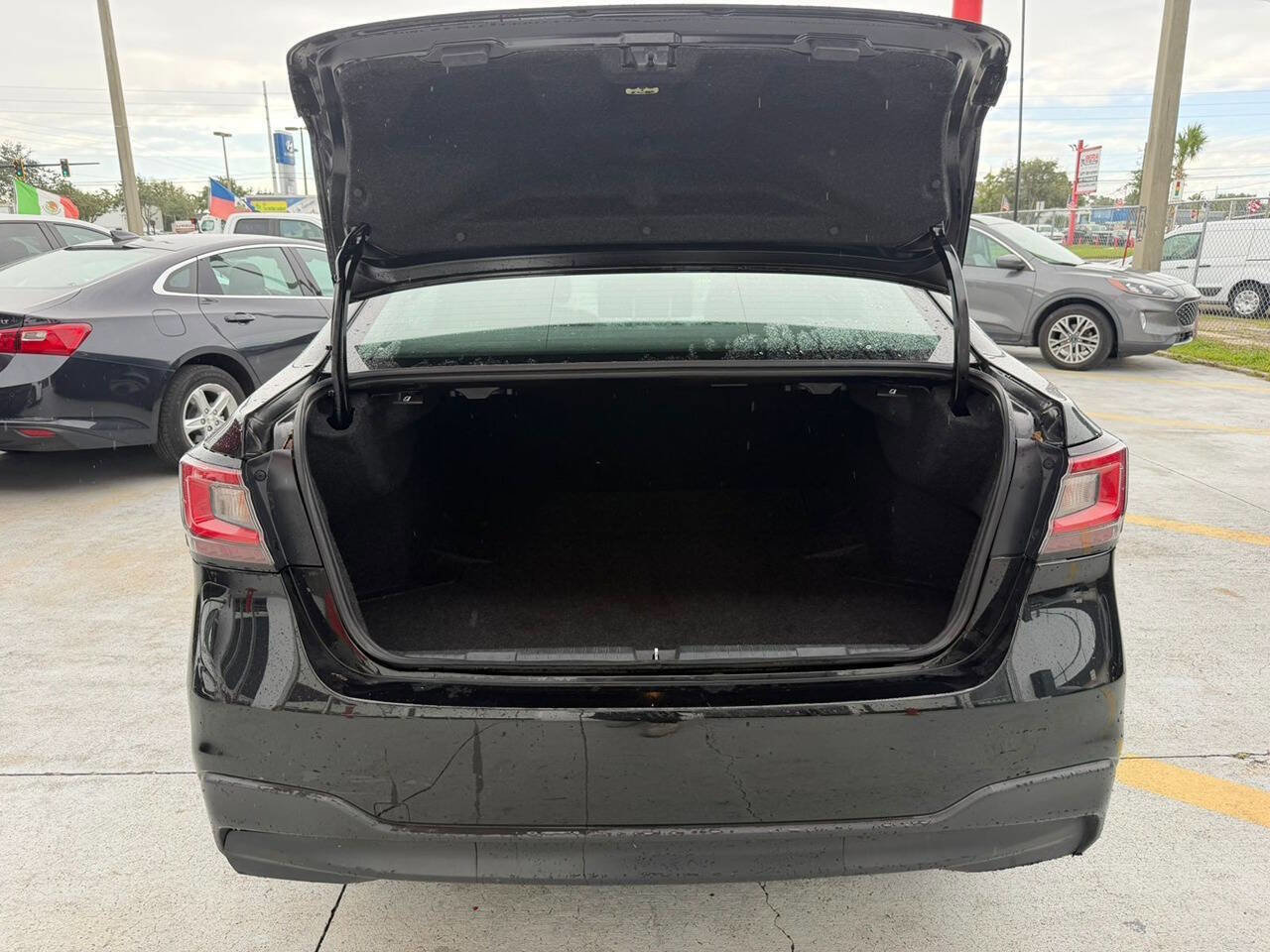 Used 2021 Subaru Legacy Premium image 10
