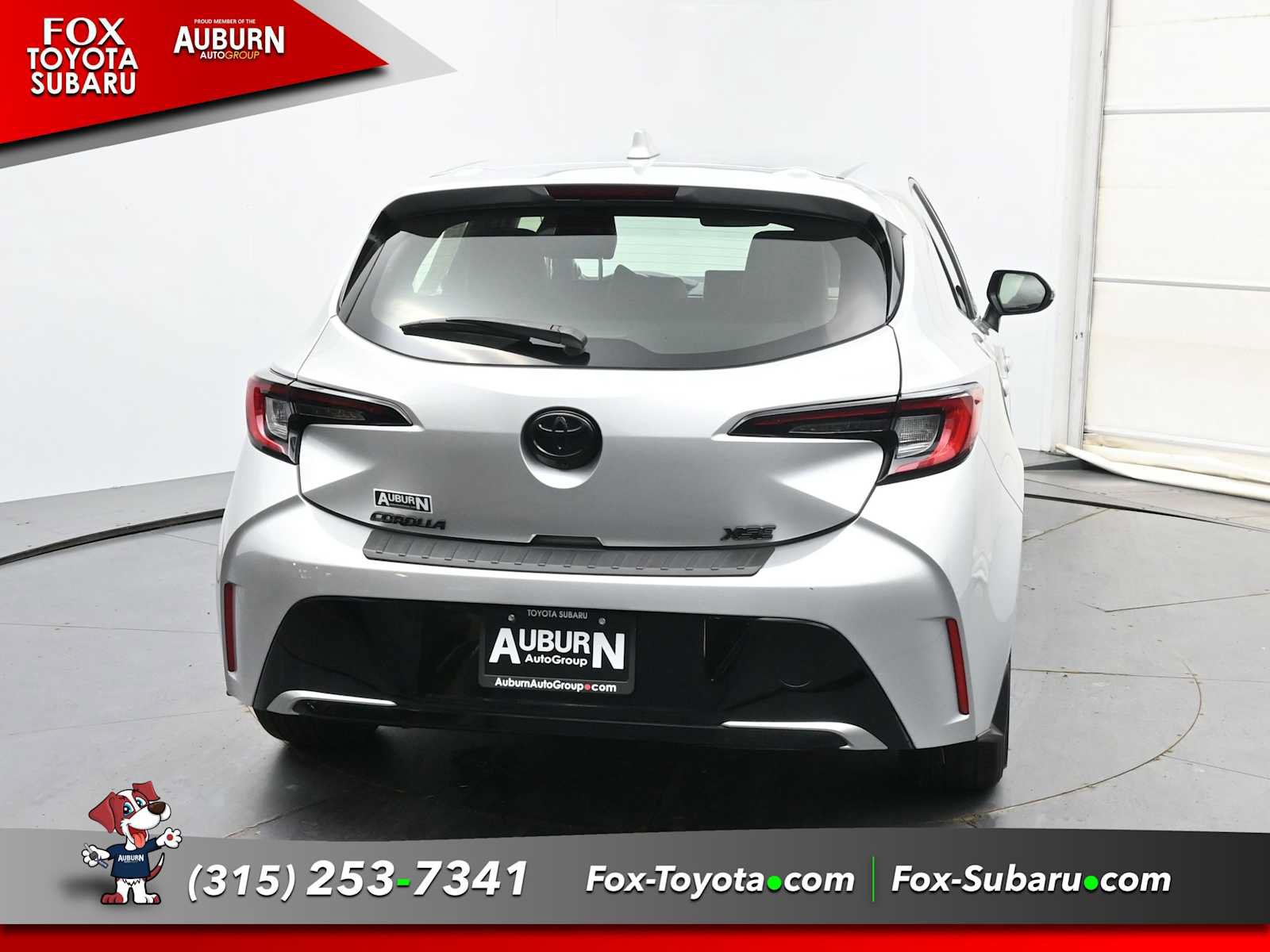Used 2023 Toyota Corolla XSE FWD image 4