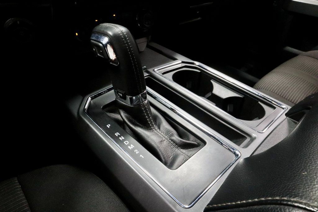 Used 2017 Ford F150 XLT w/ Equipment Group 302A Luxury image 32