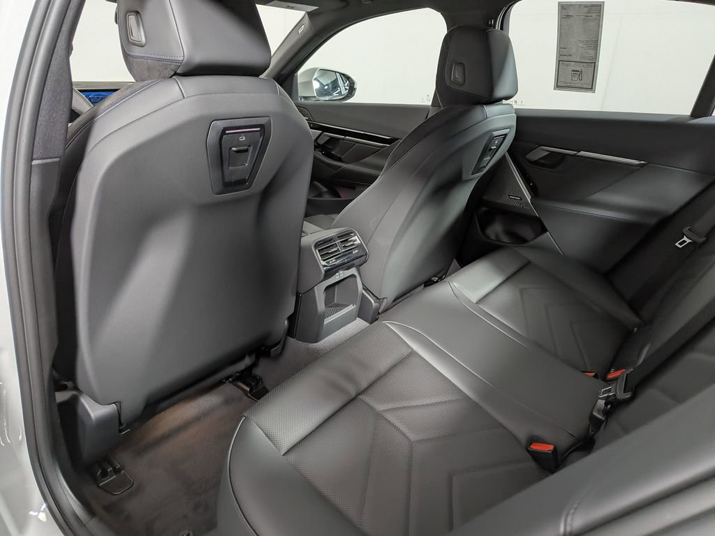 New 2026 BMW 530i xDrive w/ M Sport Package image 29