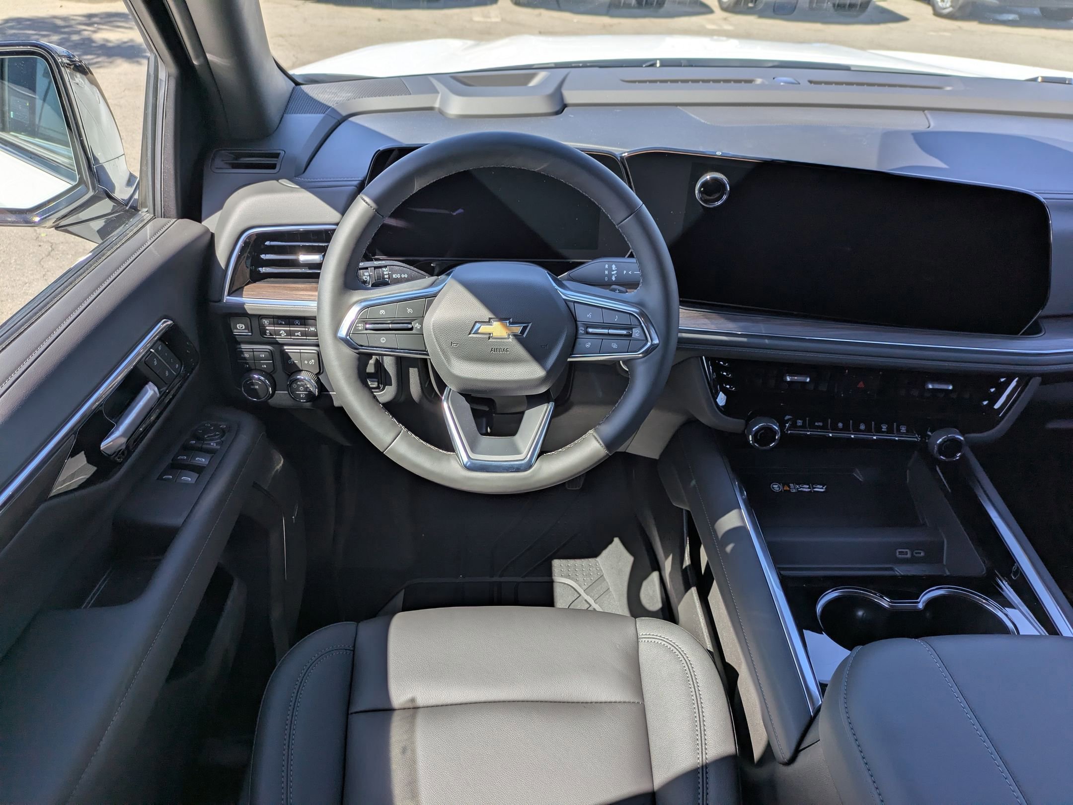 New 2026 Chevrolet Suburban LT w/ Comfort Package image 14