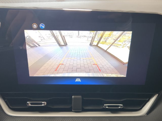 Used 2026 Chevrolet Equinox LT FWD image 6