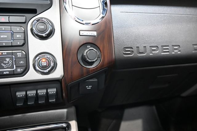 Used 2016 Ford F350 Lariat w/ Lariat Interior Package image 22